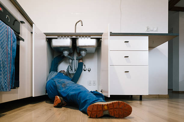Professional Leak Detection technician working in Wallkill, NY